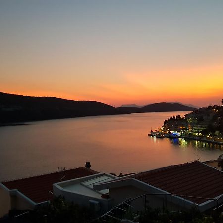 Guest House Davorka Неум Екстериор снимка