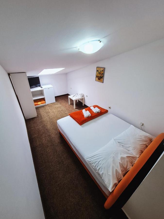 Guest House Davorka Неум Екстериор снимка