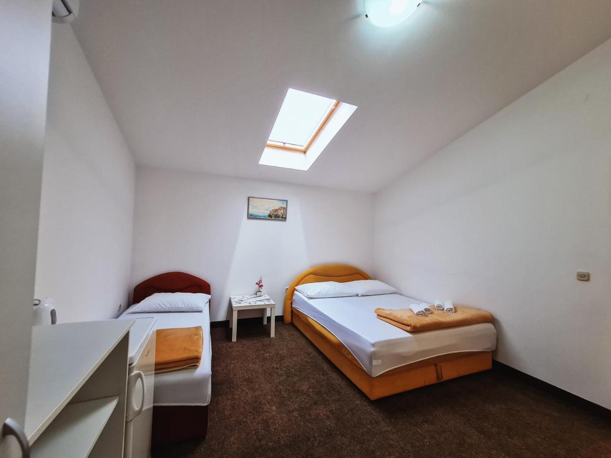 Guest House Davorka Неум Екстериор снимка