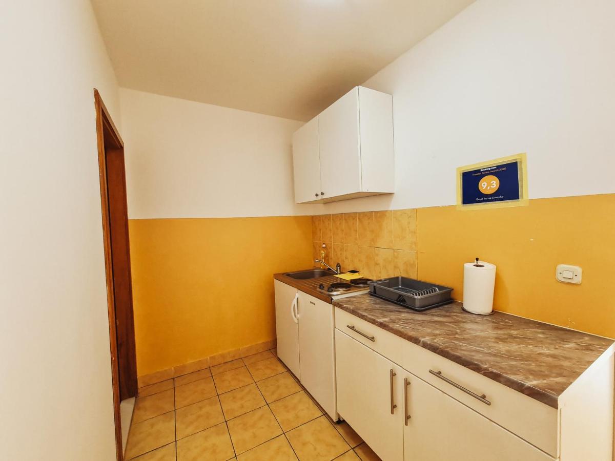 Guest House Davorka Неум Екстериор снимка
