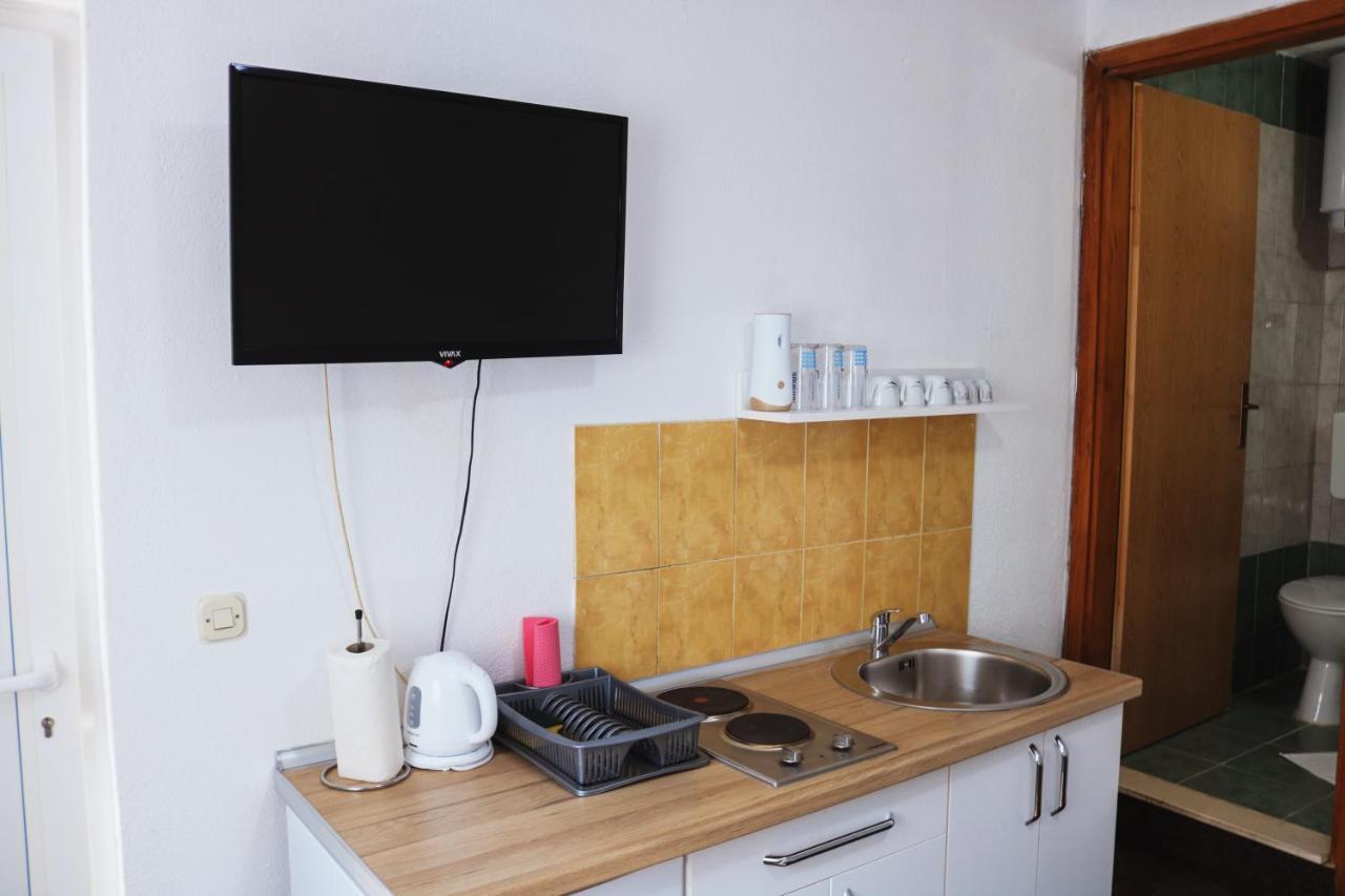 Guest House Davorka Неум Екстериор снимка