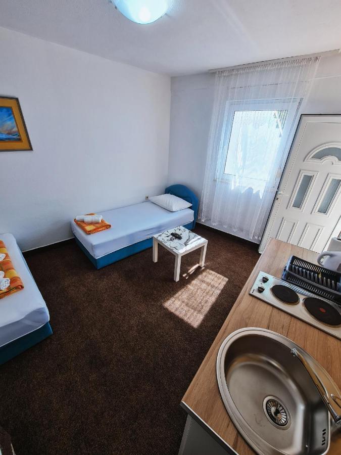 Guest House Davorka Неум Екстериор снимка